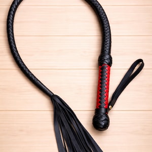 Handmade Leather Flogger Set of 3 – Premium Braided Leather Whips, Top Grain Leather Flogger, Artisan Leather Gift image 15