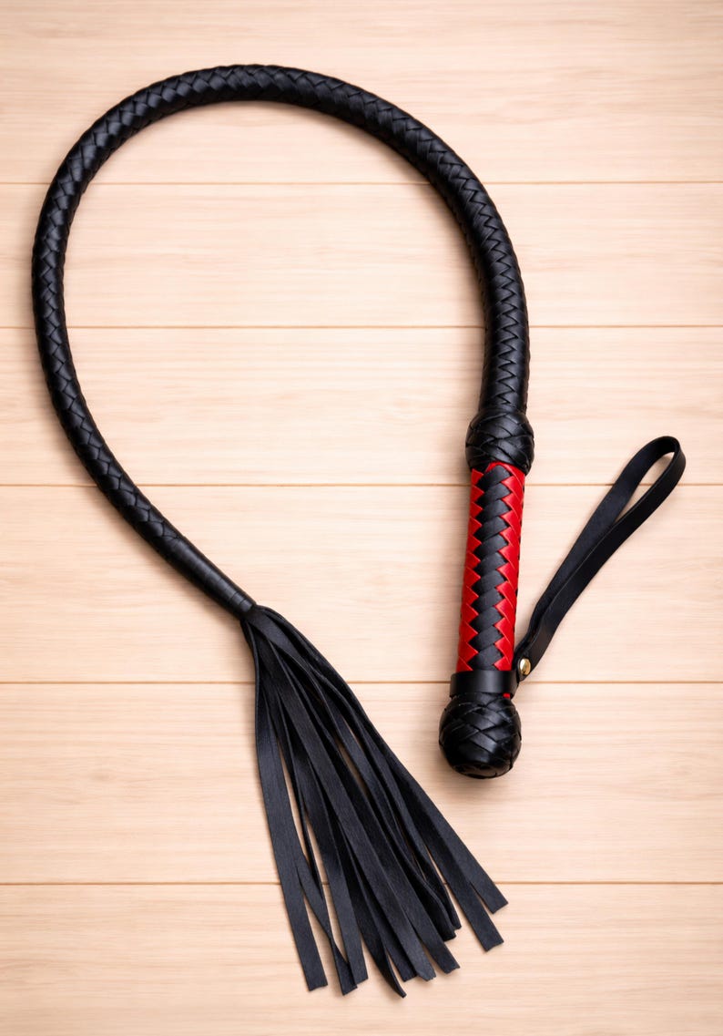 Handmade Leather Flogger Set of 3 – Premium Braided Leather Whips, Top Grain Leather Flogger, Artisan Leather Gift image 15