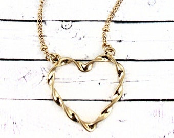 Collier Twist Goldtone Heart