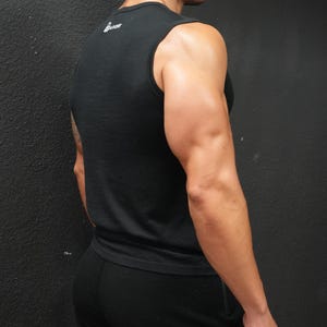 Men’s Merino Wool Gym Tank Top, Black Workout Tank, Breathable Odor Resistant Athletic Shirt image 15