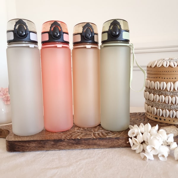 Bottiglia d'acqua personalizzata con cinturino I Nome personalizzato I Regalo I Sposa damigella d'onore I Palestra I Allenamento I Personalizza I Senza BPA I 500 ML I Assira