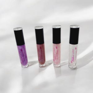 Color changing lip gloss| pink shade| silky| moisturizing| hydrating| long lasting