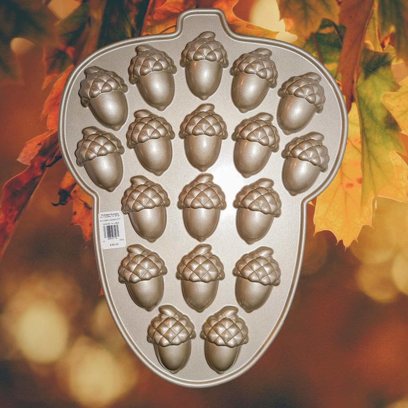 New Nordic Ware Autumn Fall Acorn Cakelet Cake Pan Cast Aluminum