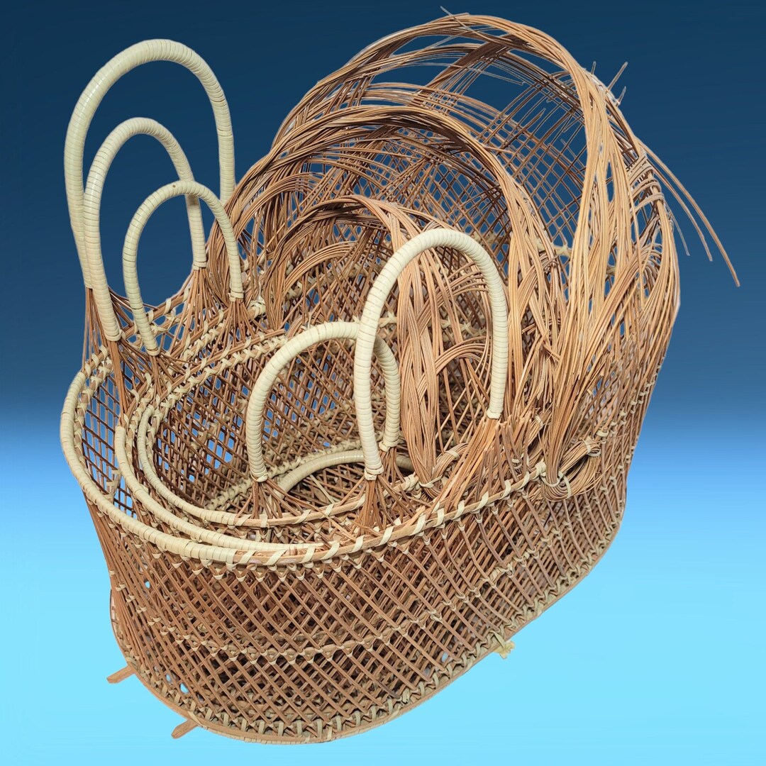 3 Nesting Vintage 1970's Rattan Wicker Baby Doll Baskets / AS