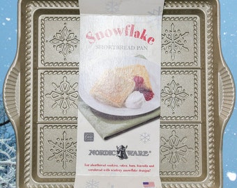 New Nordic Ware Snowflake Shortbread Cast Aluminum Cake Pan Bake Bakeware ~ Made in USA