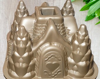 Williams-sonoma Hansel & Gretel Fairytale Gingerbread House