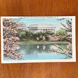 Lincoln Memorial do outro lado do Potomac, Washington DC, década de 1920. Cartão postal vintage.