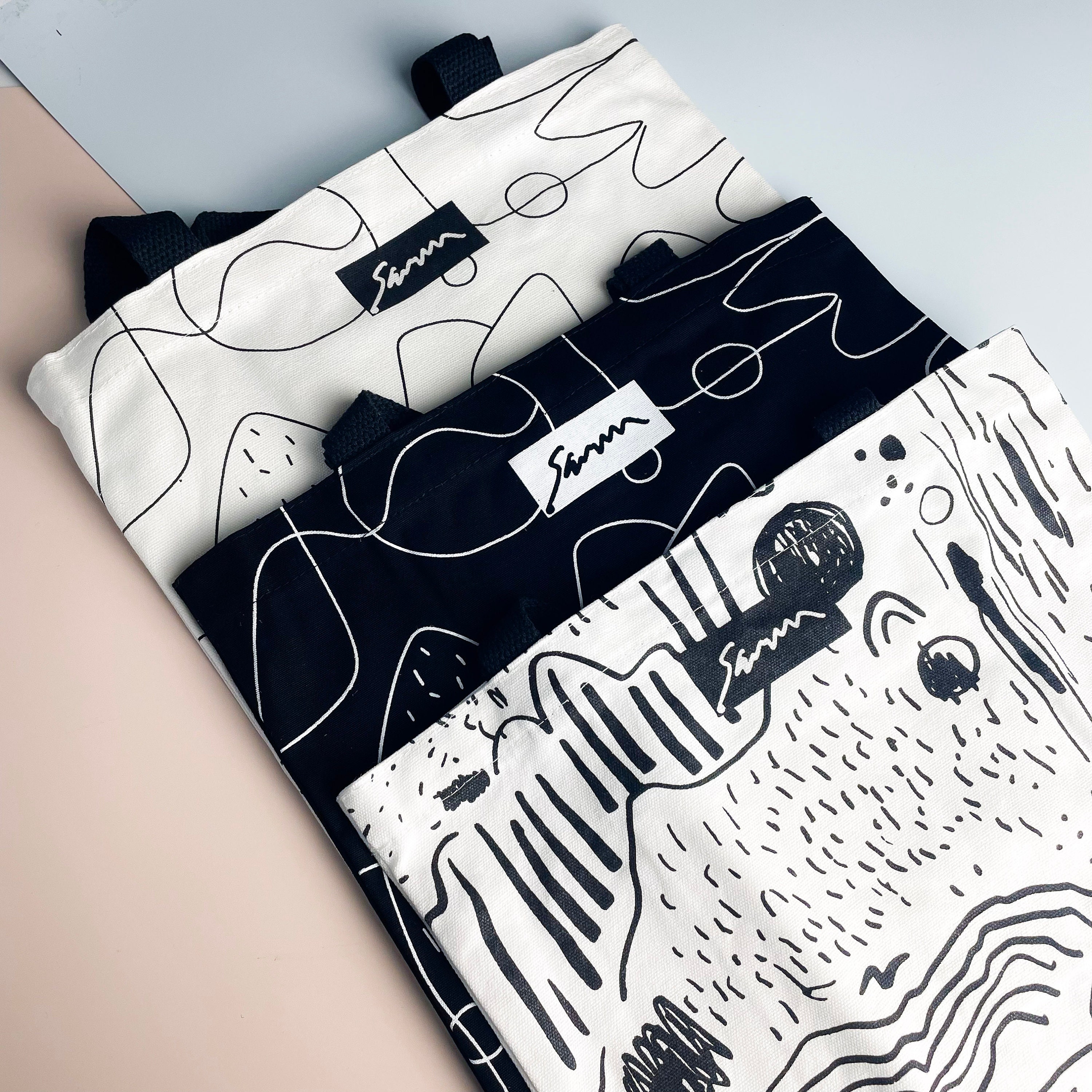 Minimalist B&W Design Canvas Totebag