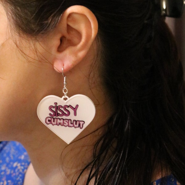 Sissy cumslut T-Girls earrings