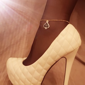 Queen of spades anklet charm hotsell
