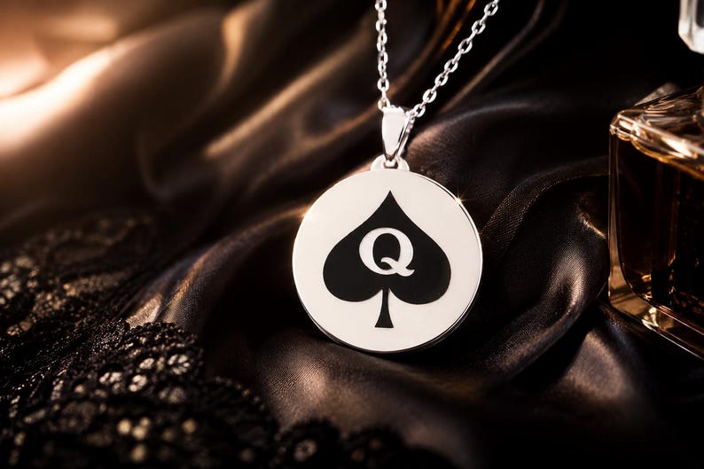 “Queen of Spades” Pendant Necklace | Symbol Cuckold / Hotwife Libertine image 6