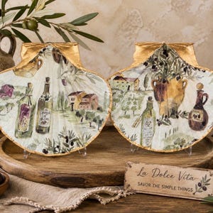 Shell trinket dish - la dolce vita!  Italian olive groves with gold Freepost