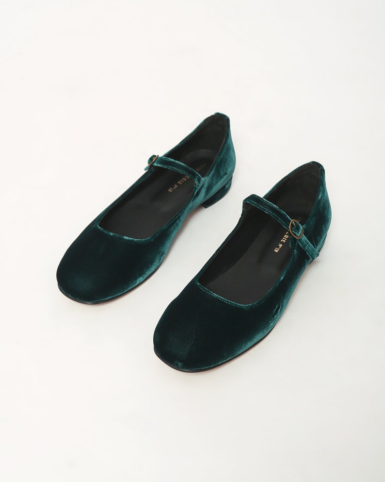 Green velvet Mary Jane low heels flats, ballet flats shoes image 1