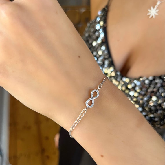 Bracciale infinito in argento sterling | Classy Women Collection