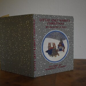 Little Grey Rabbit's Christmas by Alison Littley, Illustrator Margaret Tempest. Published 1964 by Collins. Hardback Book with Dust Jacket image 3