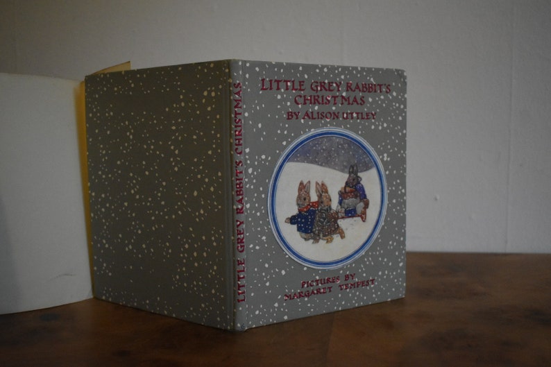 Little Grey Rabbit's Christmas by Alison Littley, Illustrator Margaret Tempest. Published 1964 by Collins. Hardback Book with Dust Jacket image 3