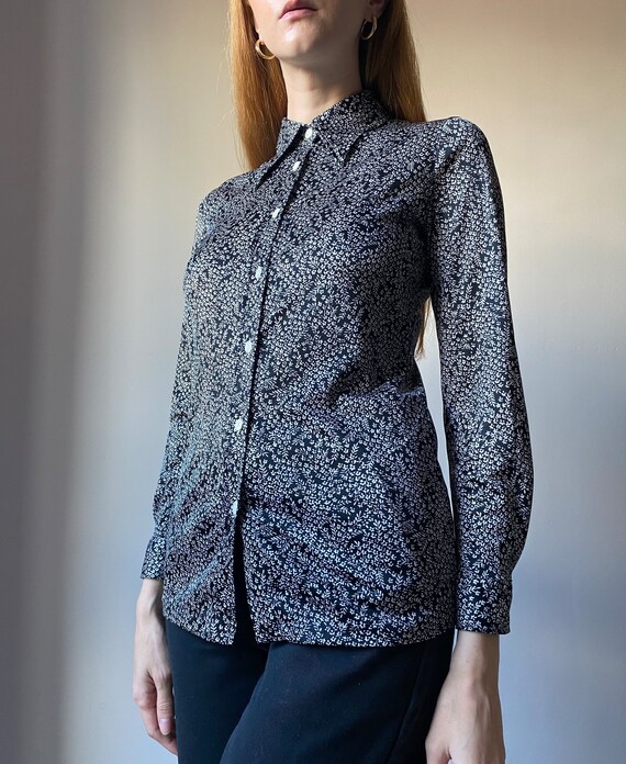 Black & White Jersey Dagger Collar Floral Shirt Blous… Gem