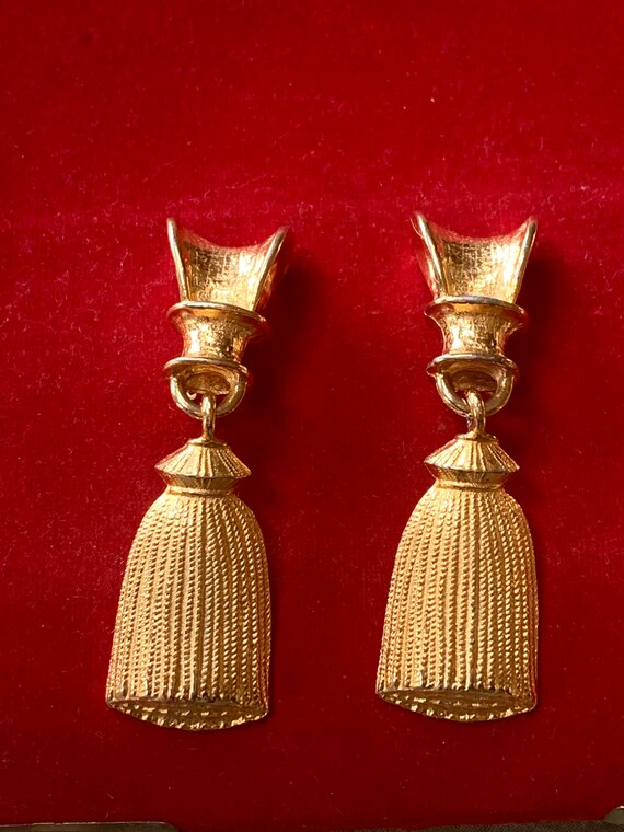 CHRISTIAN DIOR 1970s TASSEL Gold Earrings Clip - image 3