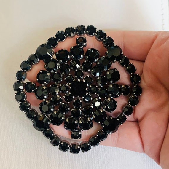 Yves Saint Laurent YSL 1980s Black faceted brooch - image 1