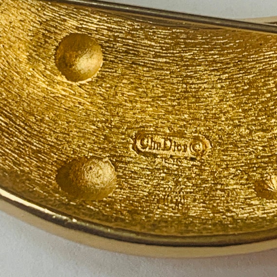 CHRISTIAN DIOR large moon textured gold brooch pi… - image 7