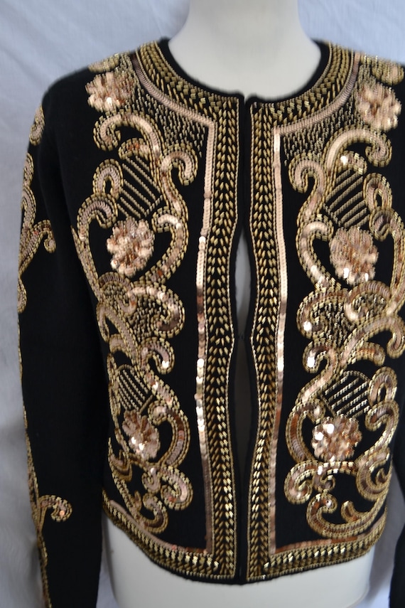 Bottoni Dorati Cardigan Con Bottoni Zara Cardigan In Maglia Nera