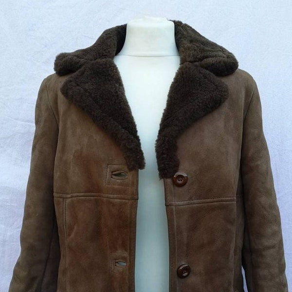 Ronson Women's vintage sheepskin coat | size UK 16 | perfect for winter | Real sheepskin |