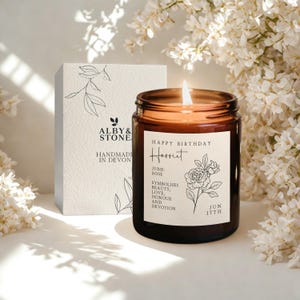 Birthday gift for her | Hand-Drawn Birth Flower | 100% Soy Wax | Handmade in Devon