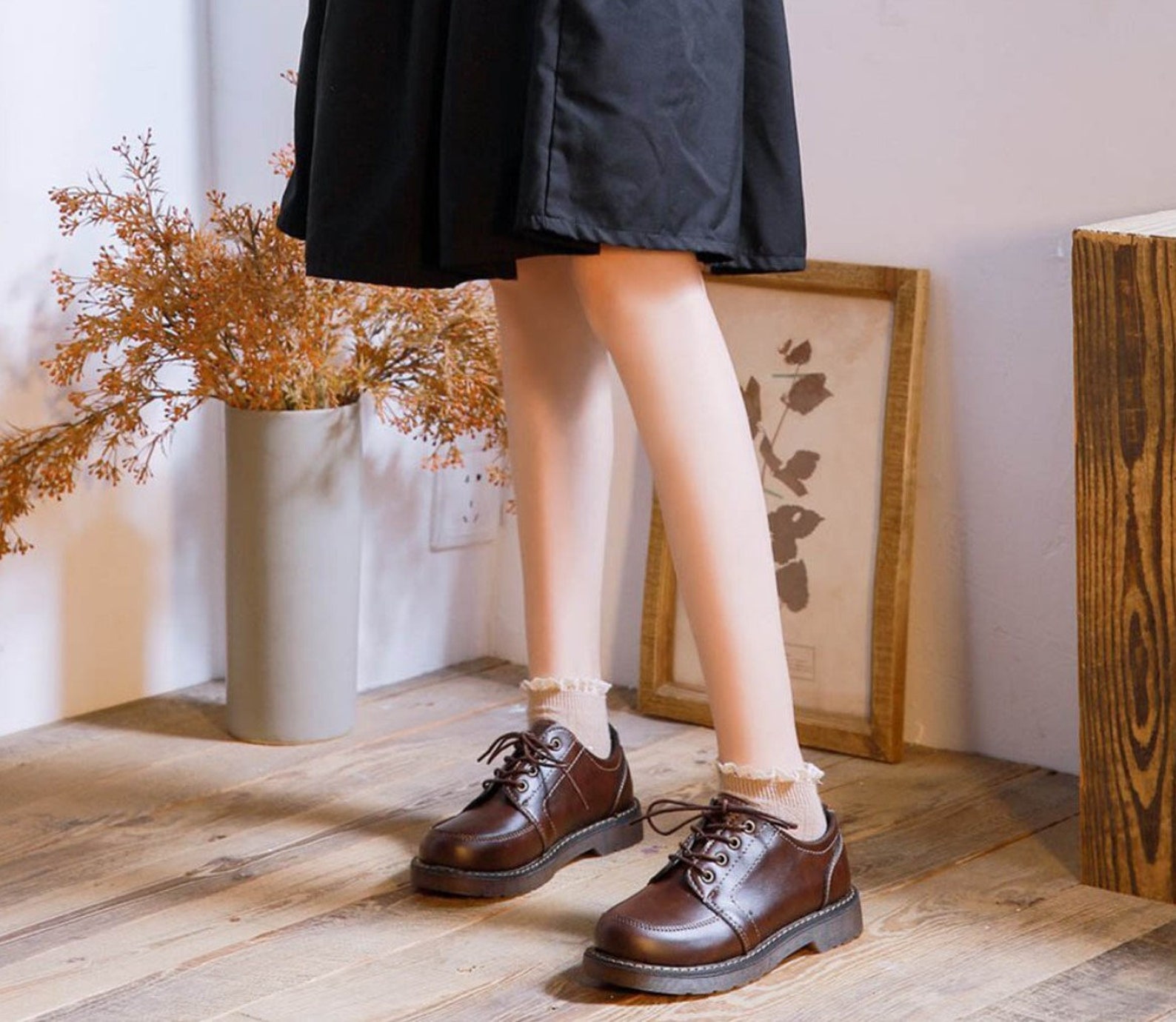 dark academia summer shoes
