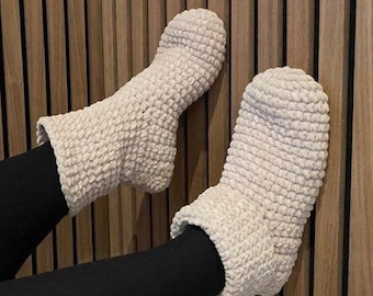 Crochet Bootie Slippers in Bernat Yarn.
