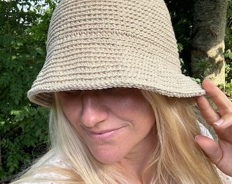 Retro Crochet Bucket Hat Pattern - Easy Level (PDF Pattern)
