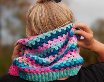 Granny Stitch Cowl Crochet Pattern: Easy Beginner Scarf (PDF