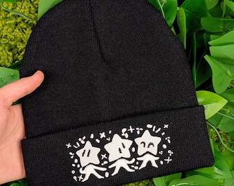 Vintage Brand New Y2K Black & White Abstract Graphic Beanie Hat