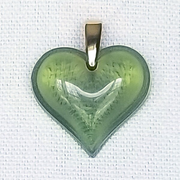 Lalique Large Heart Pendant Peridot Color