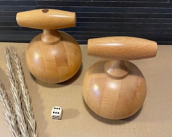 Nissen Denmark - Salt and Pepper Teak set. Modern Salt & Pepper grinders. Nissen Design.