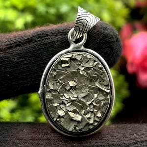 Colgante de piedra preciosa pirita apache dorada natural, colgante hecho a mano de plata de ley 925, joyería antigua, joyería curativa, regalos de compromiso.