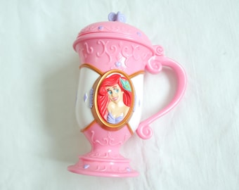 The Little Mermaid Princess Ariel Plastic Cup with Lid / Disney on Ice / 6.5 inch