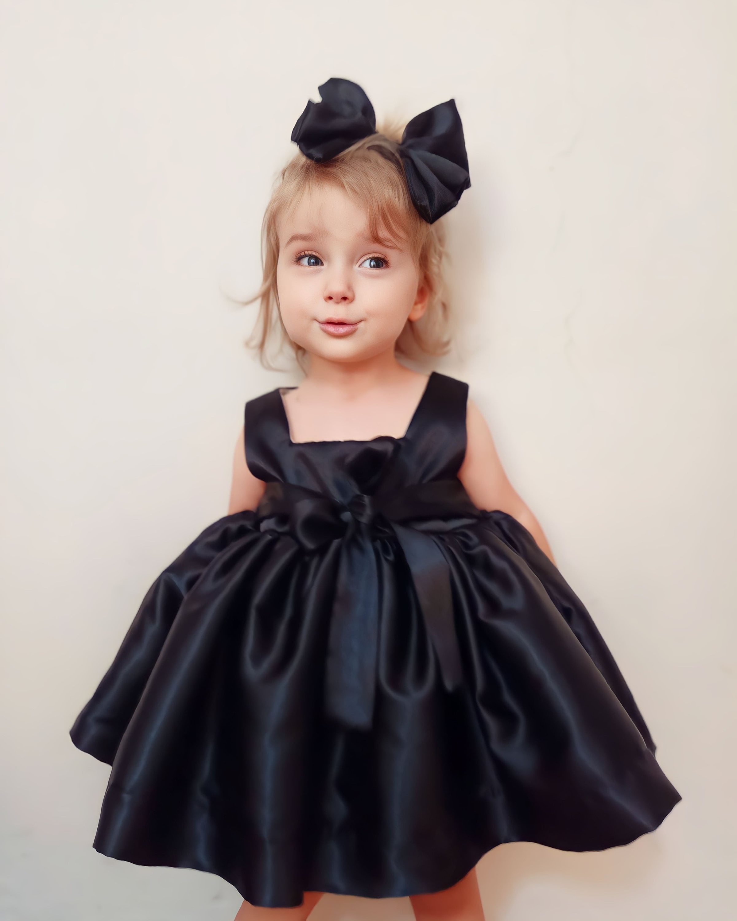Elegant Black Satin Baby Dress for Special Occasions - Birthday Party Dress Tulle Skirt & Headband, Perfect for Photoshoots, Celebrations Elegant Black Satin Baby Dress for Special Occasions - Birthday Party Dress Tulle Skirt & Headband, Perfect for Photoshoots, Celebrations