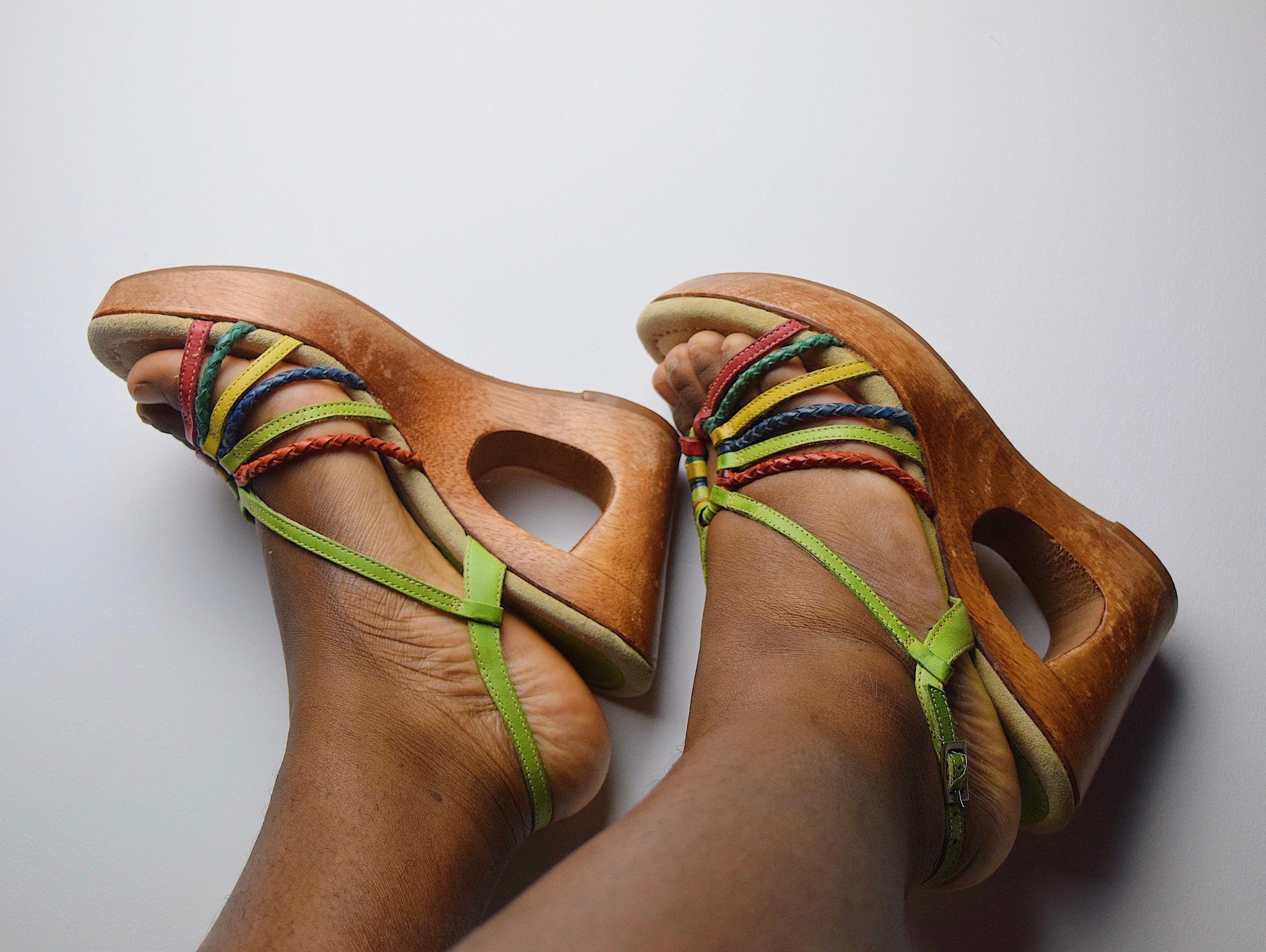 Yoyo shoes deals 198s