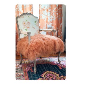 Silla de piel rizada vendida - Rosa