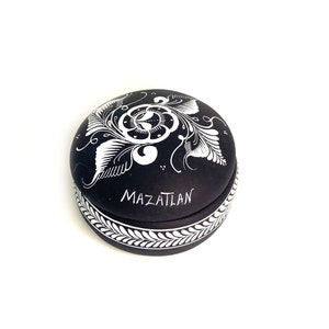 Vintage Hand-painted Mexican Mazatlán Trinket Box