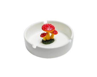 Handmade Ceramic Triple Mushroom Ashtray: Unique Home Decor