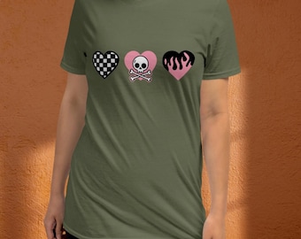 Emo Graphic Tee - Karierter Schädel Flammenherzen, Unisex Streetwear