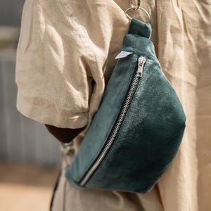 Sac banane en velours