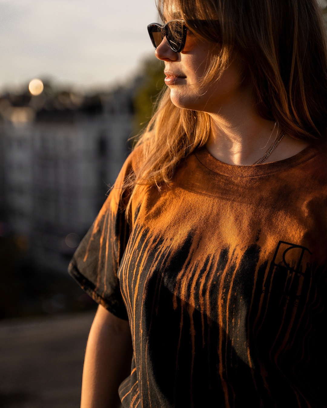 Zwart gebleekt T-shirt met de hand gebleekt Unieke omgekeerde