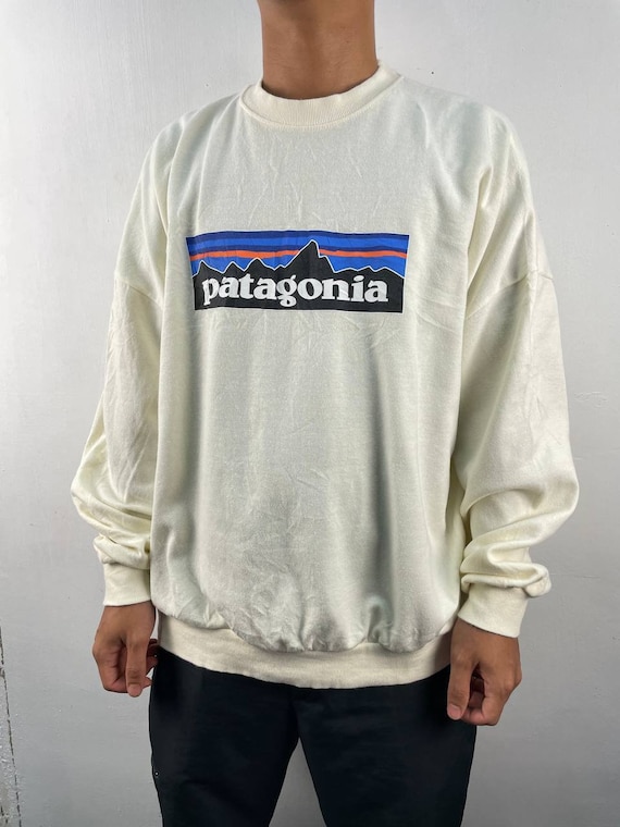 Vintage Patagonia Sweatshirt Pullover Crewneck Bag