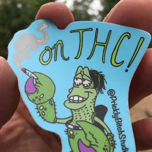 Sebastian der Krabbe inspirierter Aufkleber / On THC! - lustiger Unkraut Aufkleber, 420 Aufkleber, Krabbe Aufkleber, Unkraut Laptop Sticker, lustiger Unkraut Aufkleber