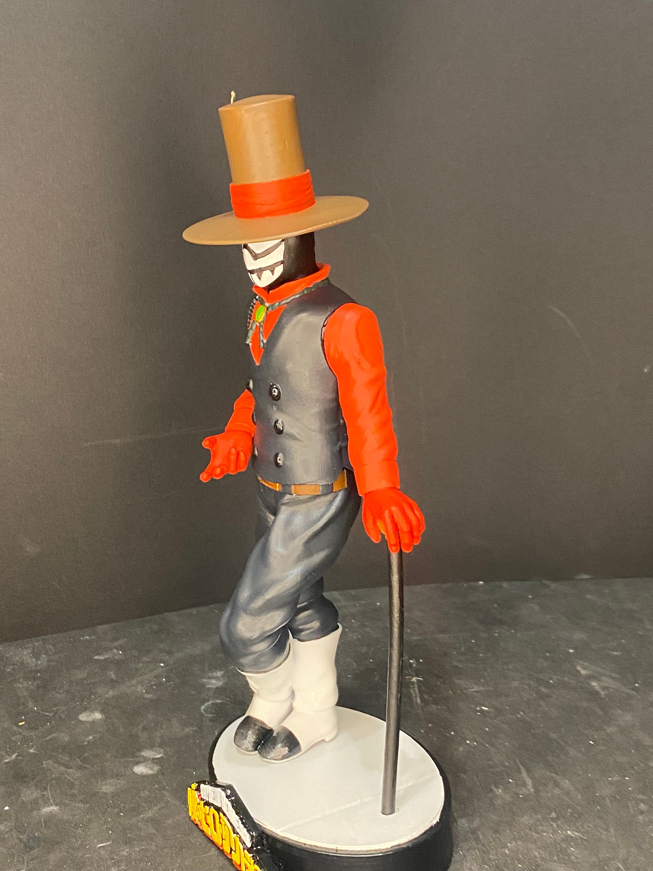 The Showman Mr Compress (atsuhiro Sako) by My Hero Academia Statue