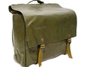 Czech Military Messenger Bag – Waterproof Shoulder Bag with Flap Closure