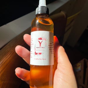 Yoona Truth Oil