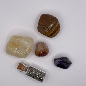 Mystery Gift box - 5 tumble stones gift set
